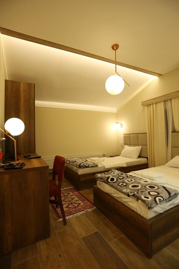 Saray Hotel Prizren Dış mekan fotoğraf