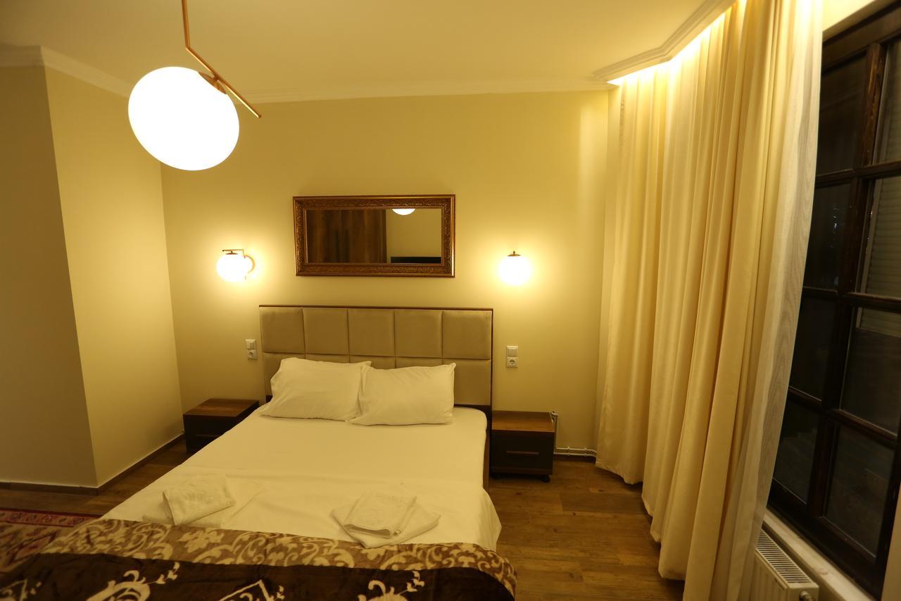 Saray Hotel Prizren Dış mekan fotoğraf