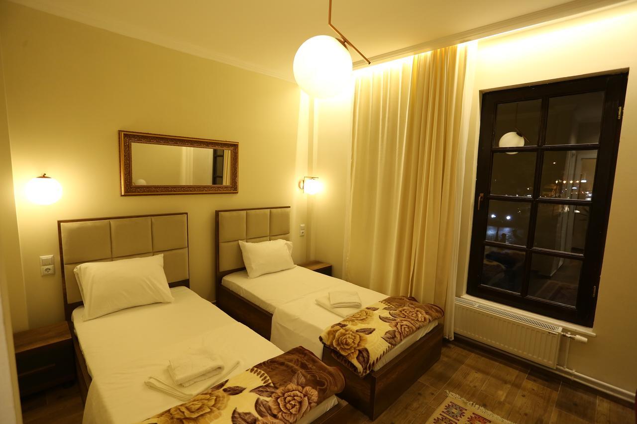 Saray Hotel Prizren Dış mekan fotoğraf