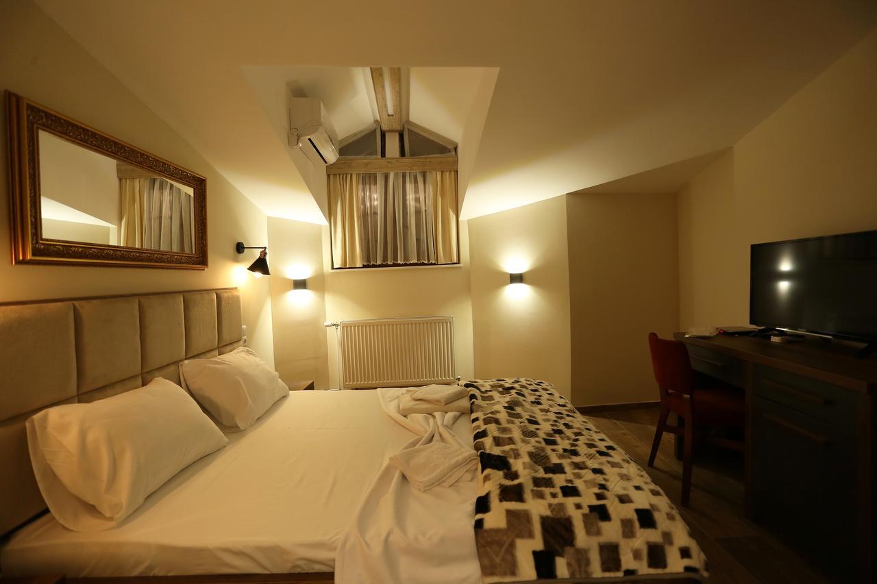 Saray Hotel Prizren Dış mekan fotoğraf
